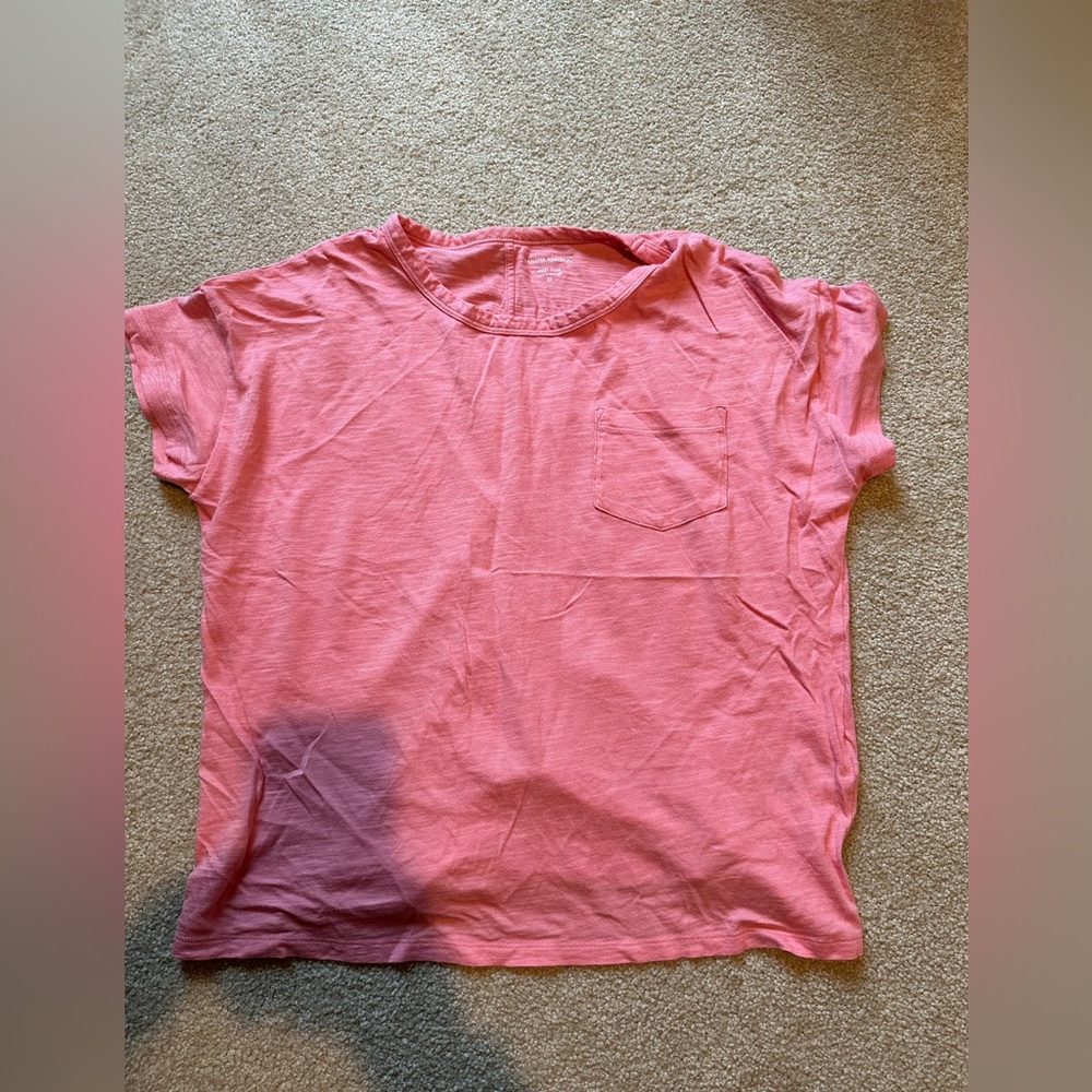 Banana republic pocket t, xs, women